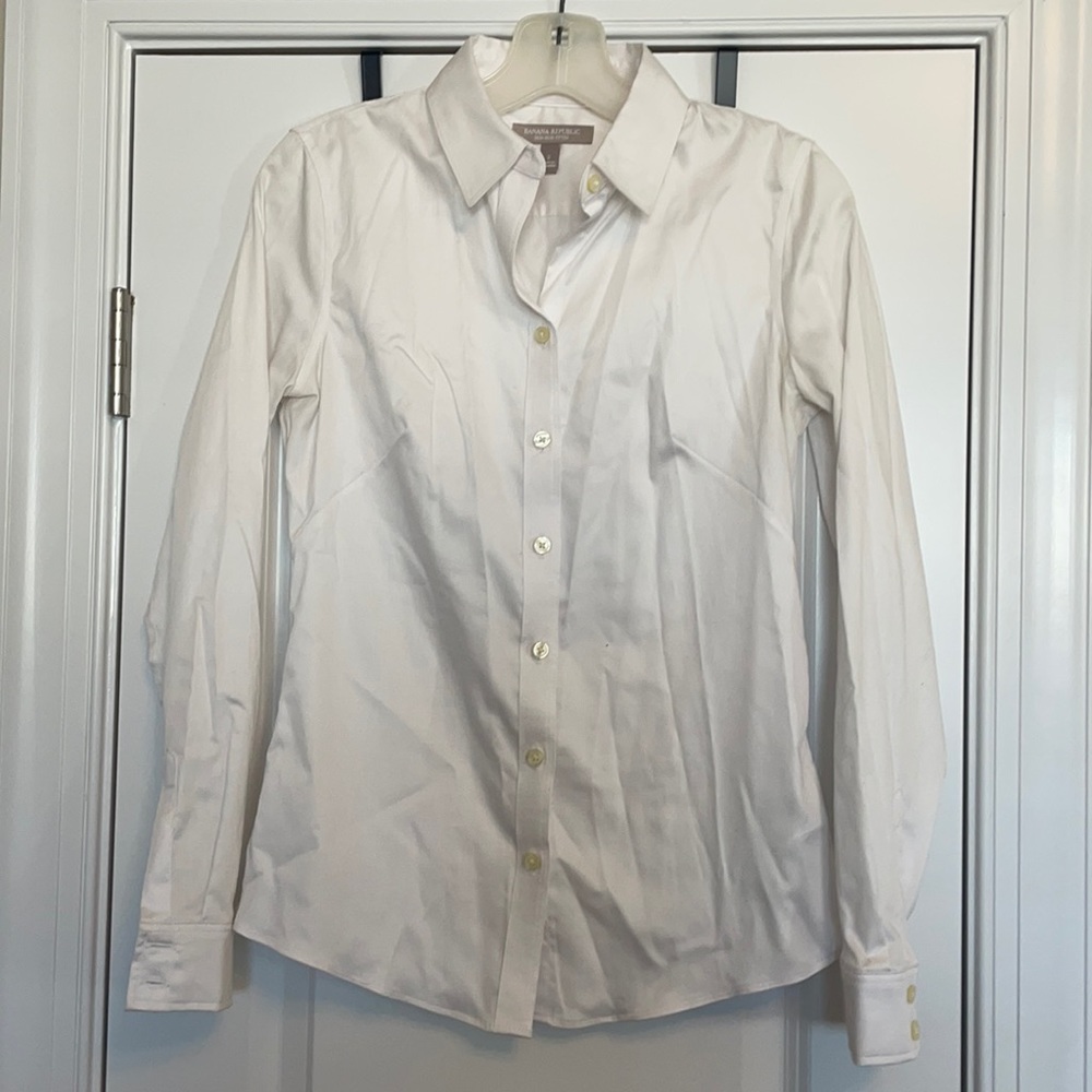 Banana Republic Professional White Button Down Blouse